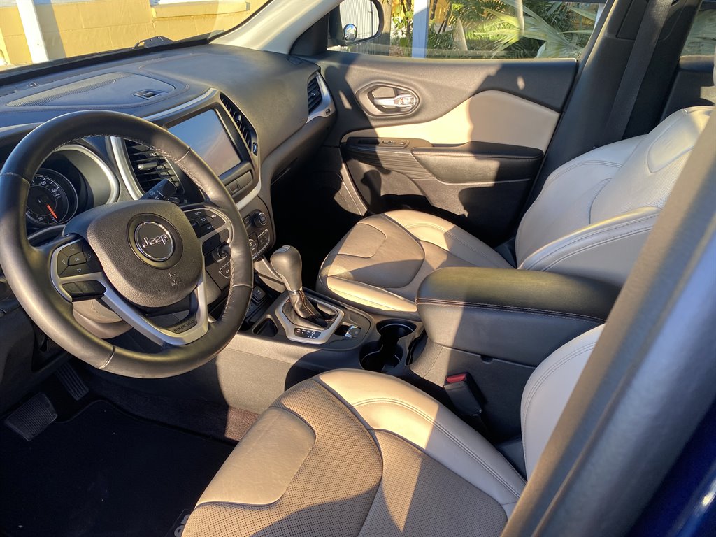 2016 Jeep Cherokee Limited photo 7