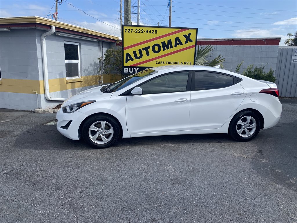 2015 Hyundai Elantra SE photo 2