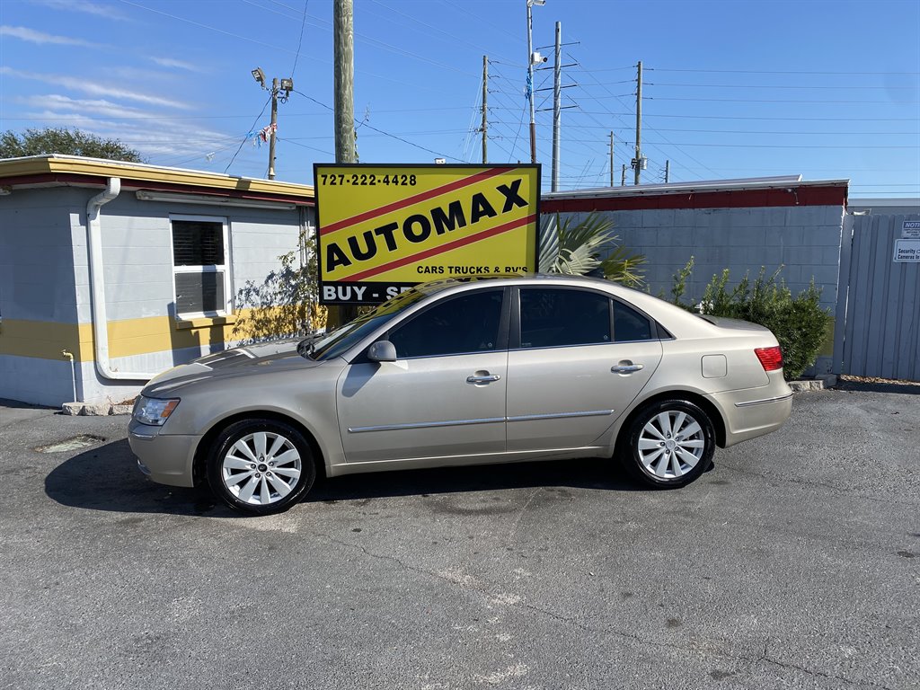 2010 Hyundai Sonata LIMITED photo 2