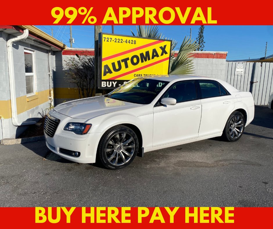 2014 Chrysler 300 S's photo